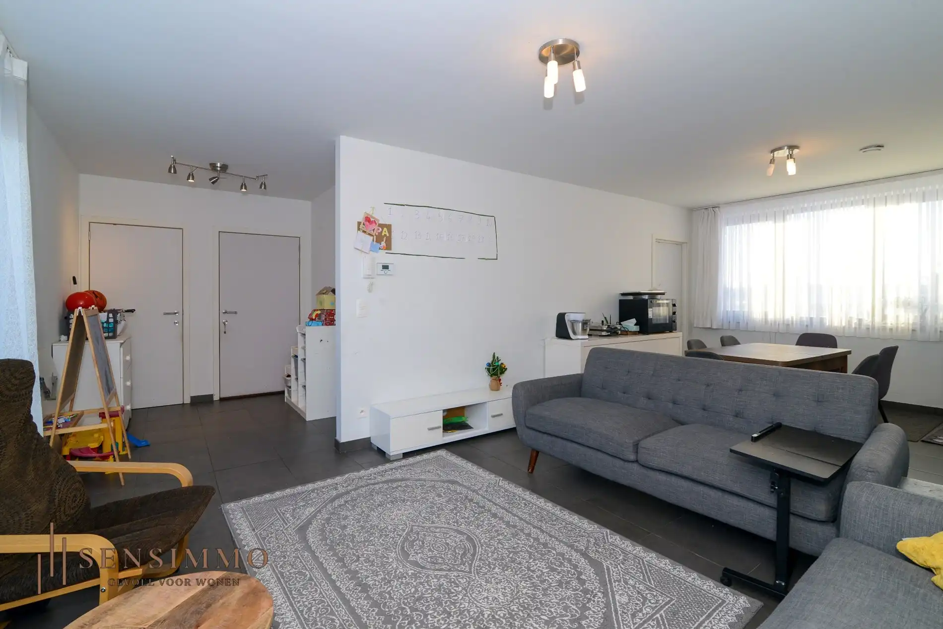Eenslaapkamerappartement met parking en kelderberging foto 6