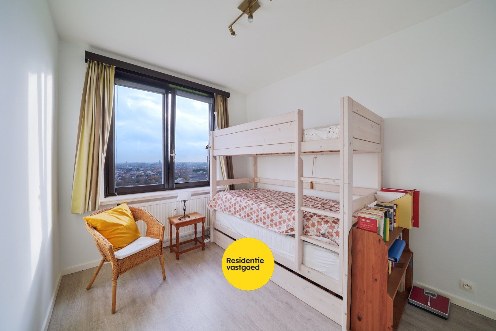 Appartement met 2 slaapkamers en zeezicht te Bredene foto 15