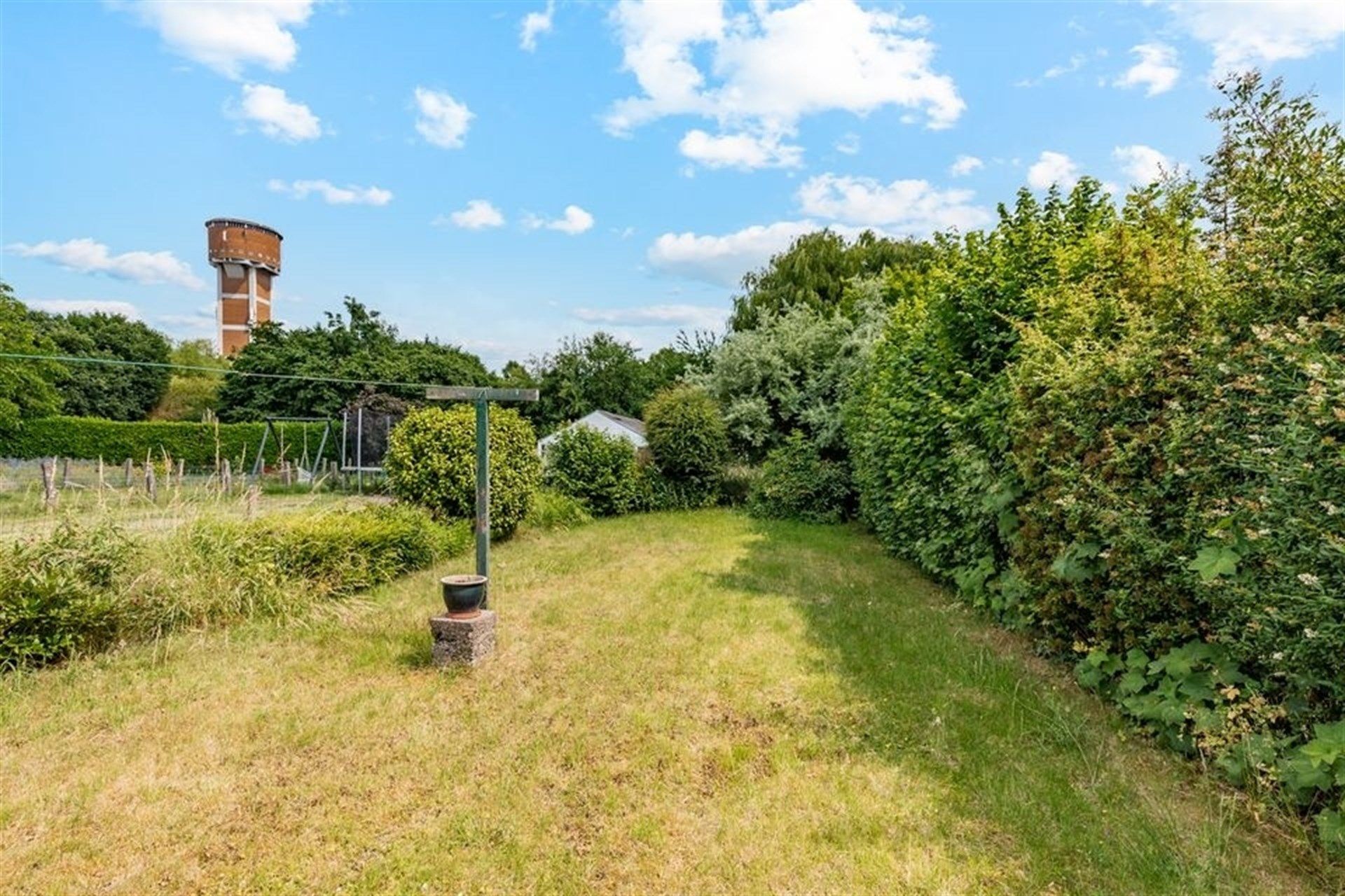Woning met grote tuin (Perceel van 654 m²)  foto 15