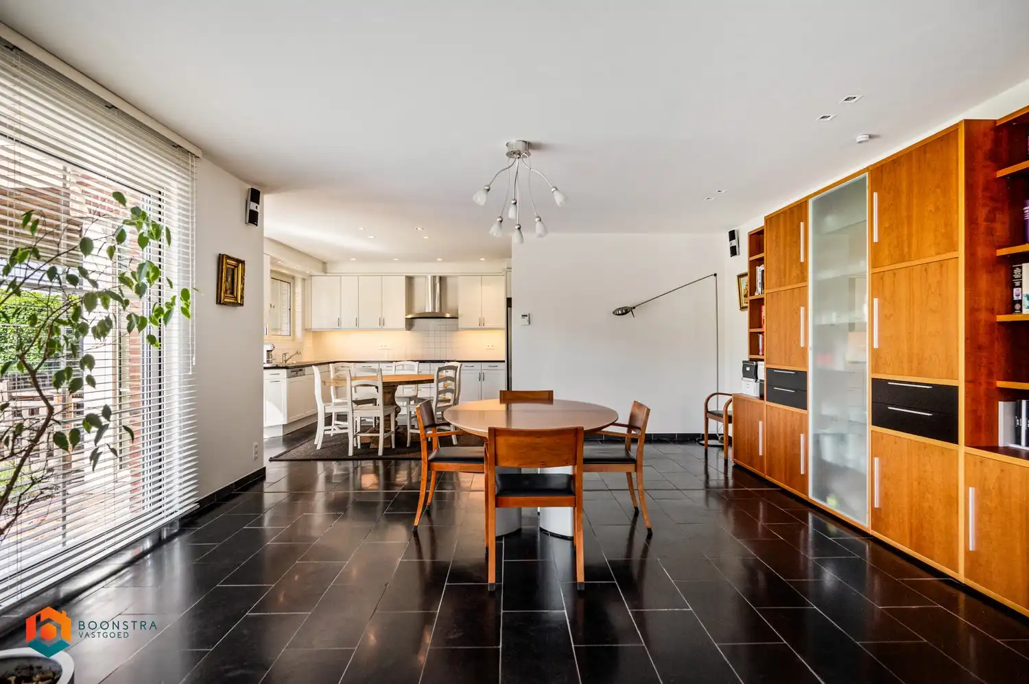 Landelijke woning met 6 slpkrs op ruim perceel te Putte foto 8