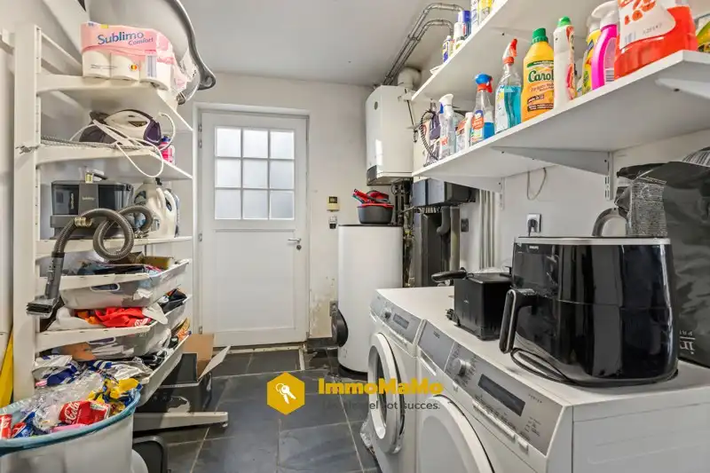 LANDELIJKE WONING MET ENORM RUIME TUIN TE KOOP IN WACHTEBEKE foto 26