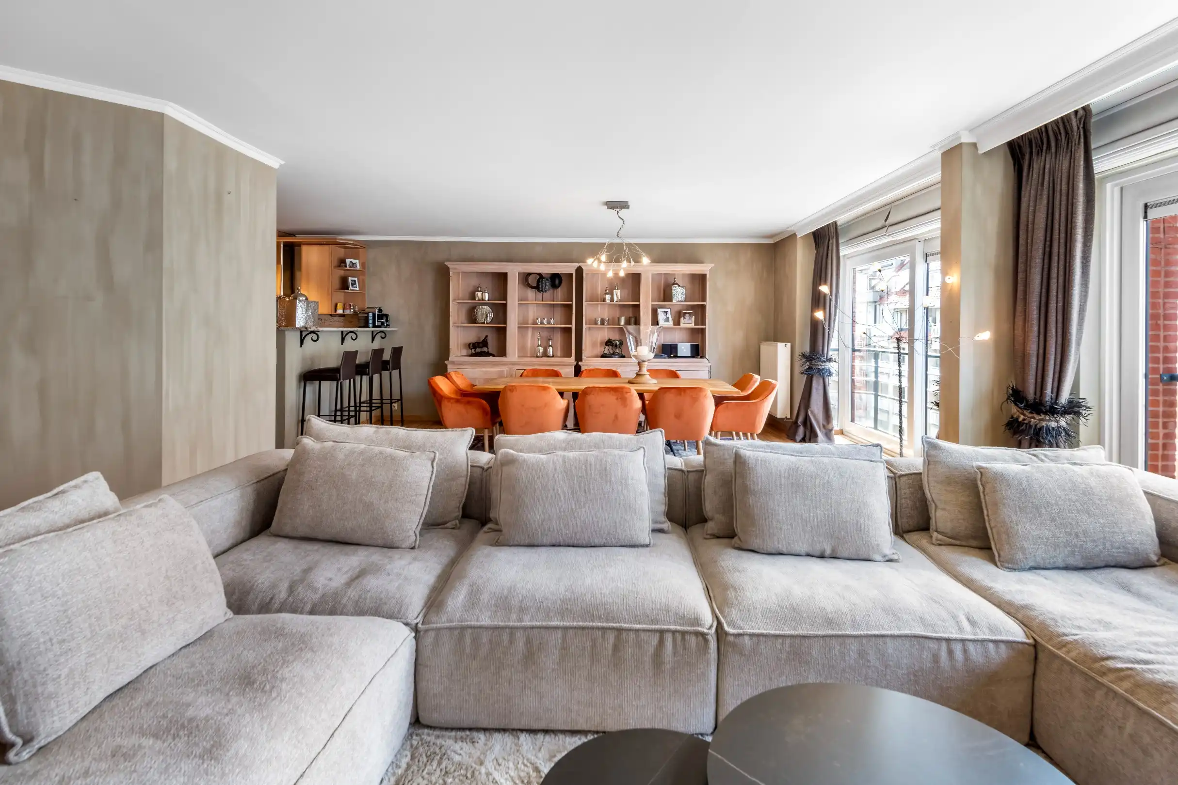 Ruim appartement met gevelbreedte van ca. 9,2 meter en zuid-west oriëntatie gelegen in het centrum foto 7