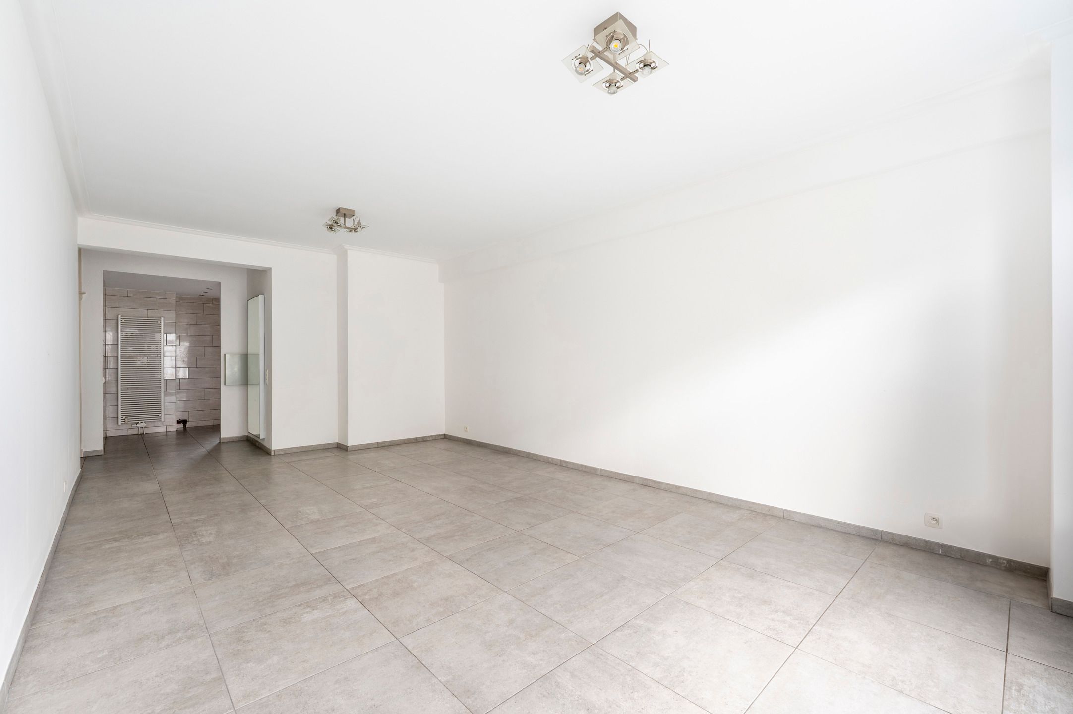 Instapklaar appartement in charmant gebouw op toplocatie! foto 10