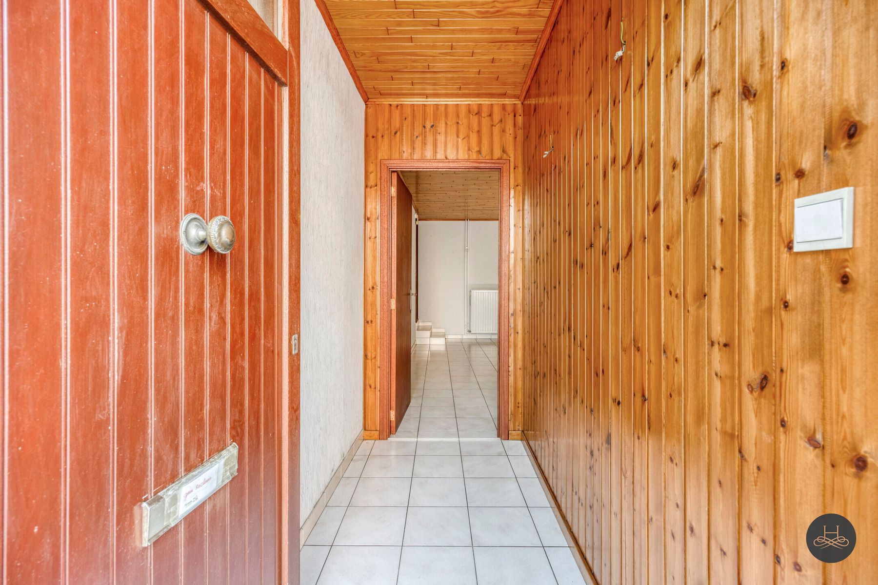 Centraal gelegen woning met grote tuin foto 2