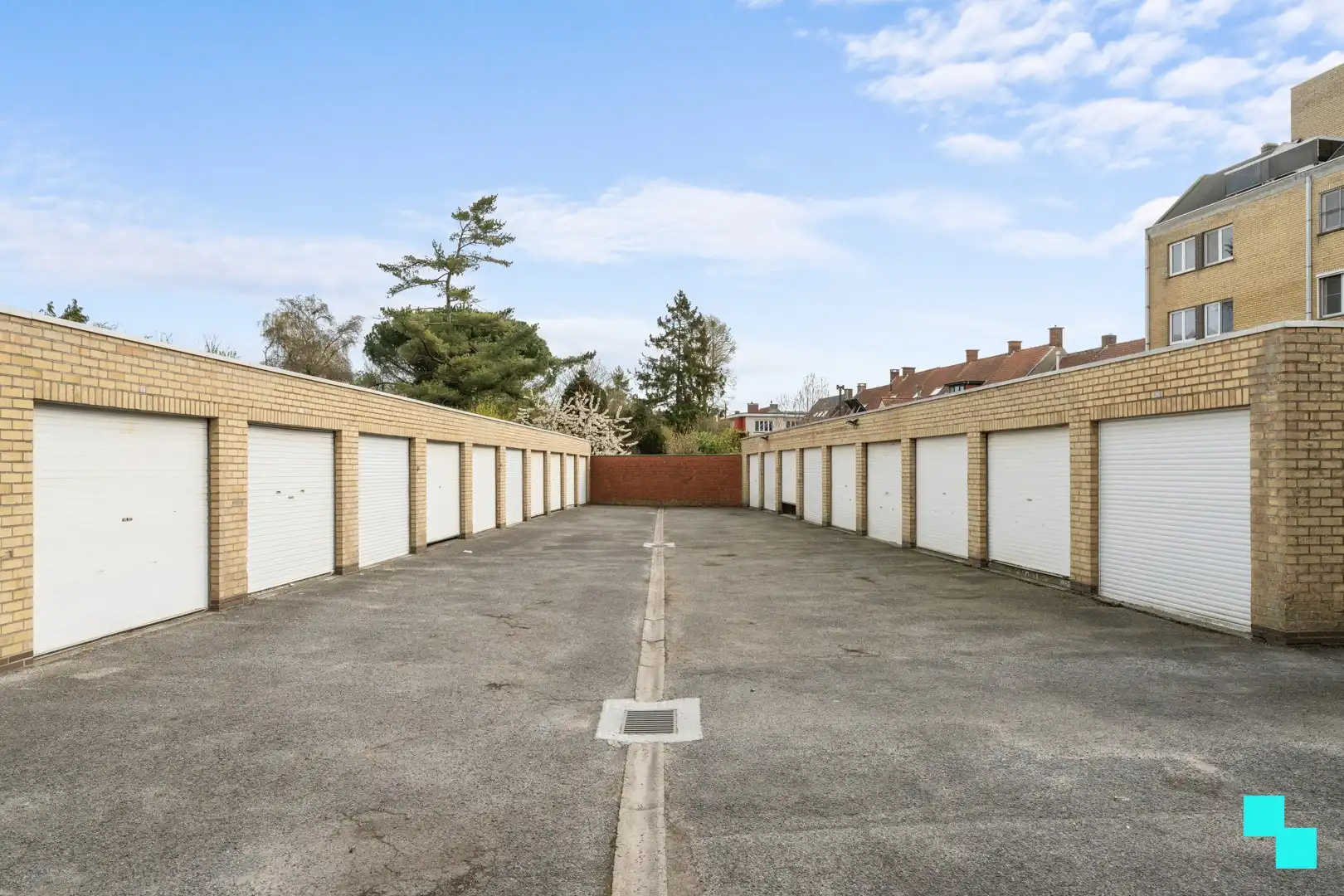 Woning met diepe zuidgerichte tuin (+ optionele garagebox) - centrum Roeselare foto 22