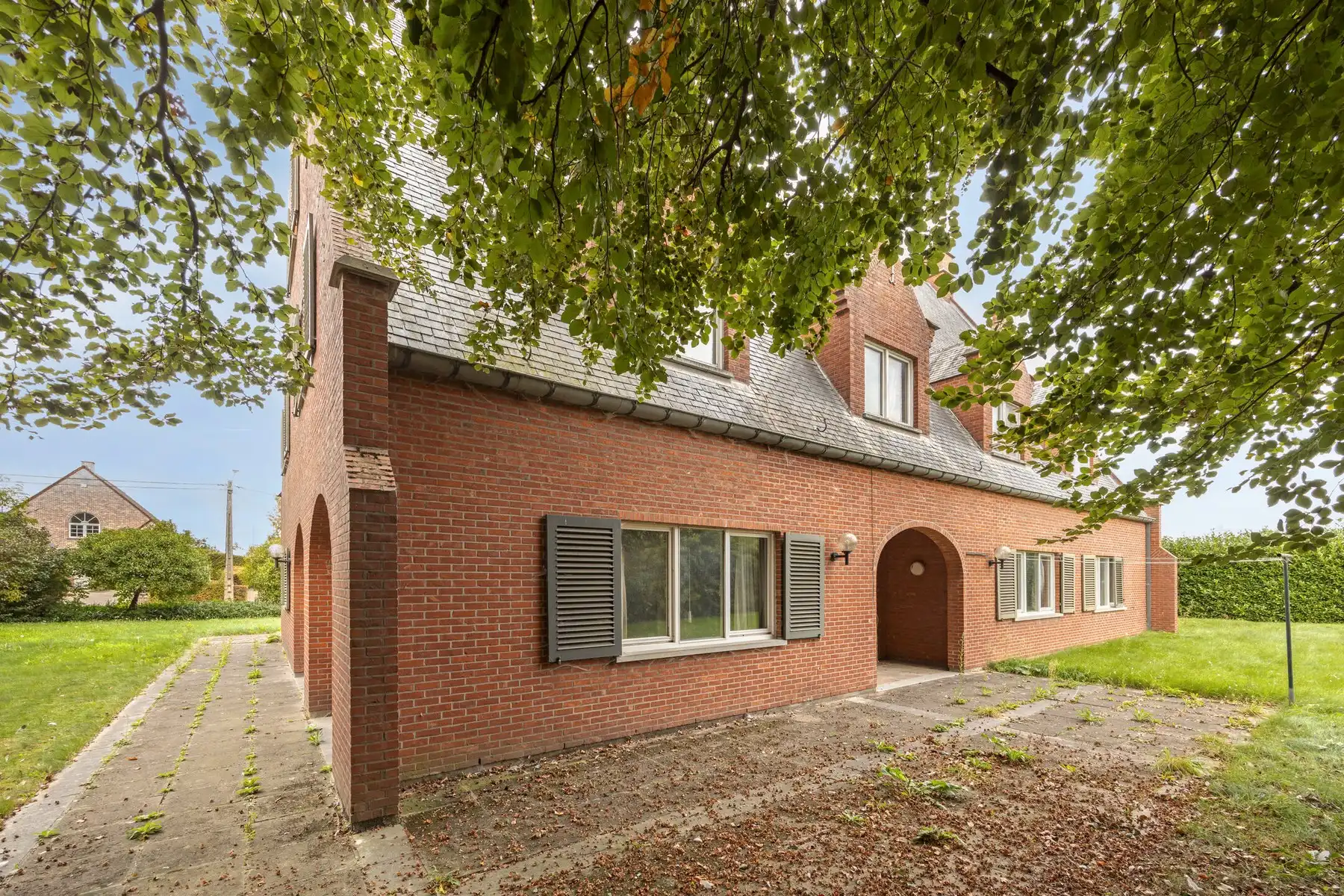 Karaktervolle villa met uitzonderlijk veel ruimte en tal van mogelijkheden foto 22