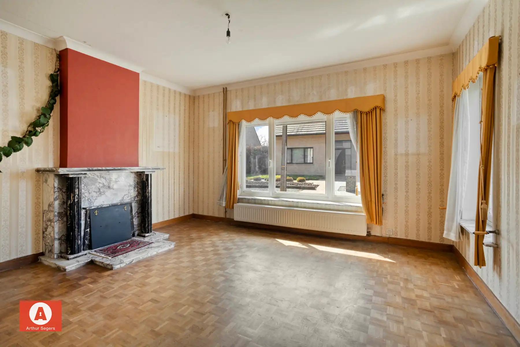 Te renoveren woning met 3 slpk op toplocatie in Malderen foto 5