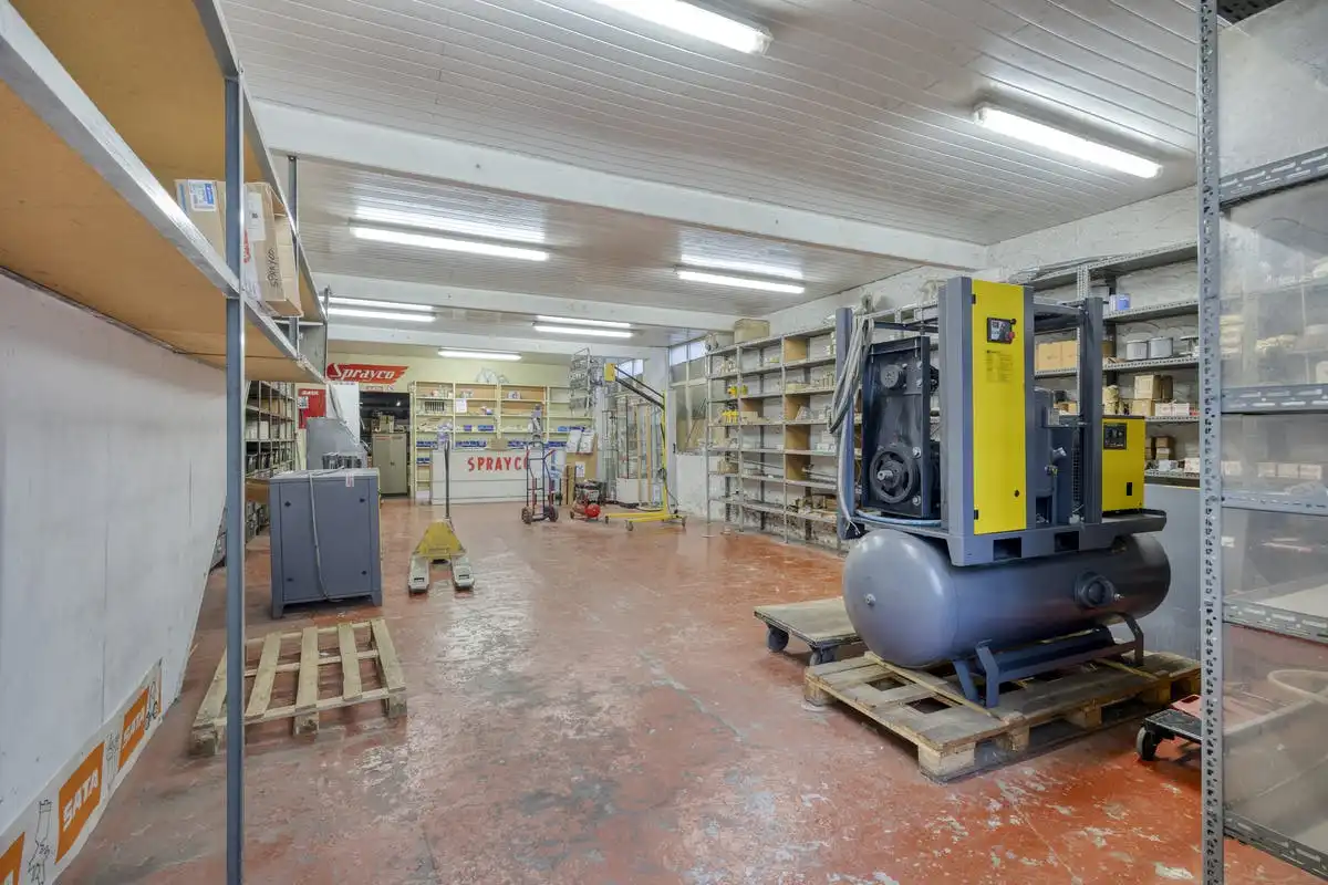 Opbrengsteigendom met renovatiepotentieel in Anderlecht foto 8