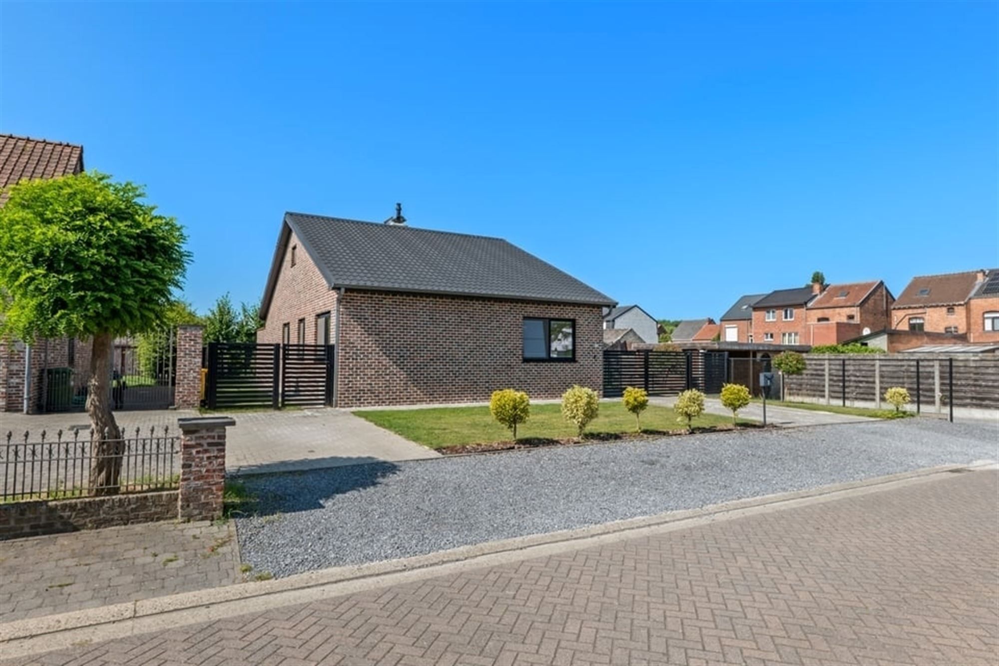 ENERGIEZUINIGE GEZINSWONING MET GARAGE IN HASSELT foto 37
