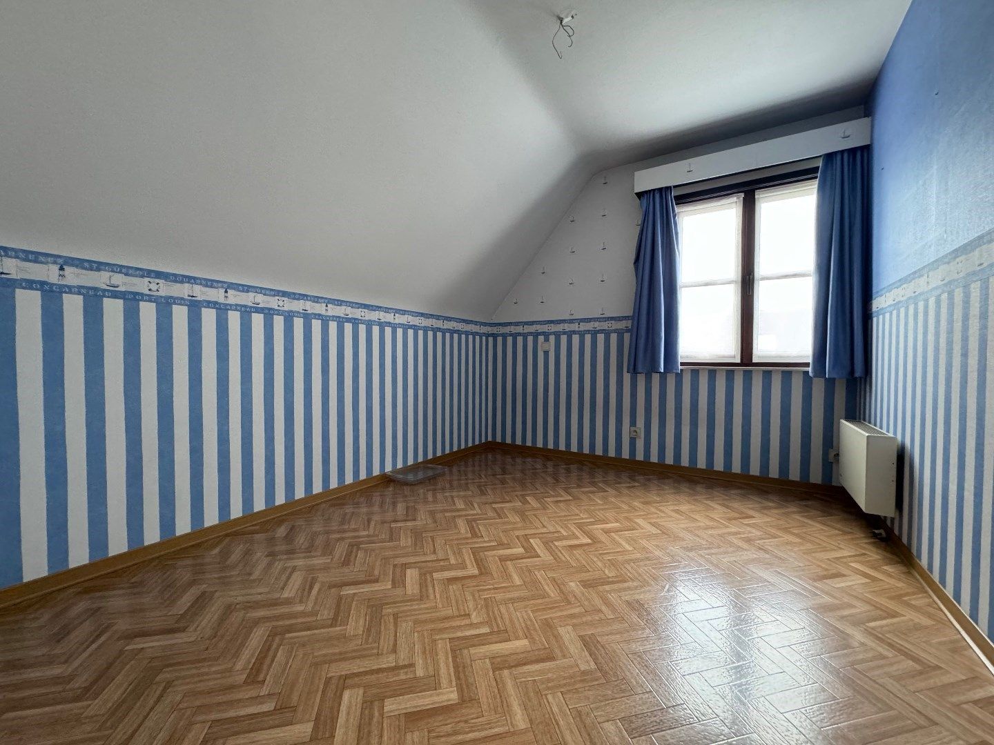 Alleenstaande woning met 4 slaapkamers en garage te Kortemark  foto 18