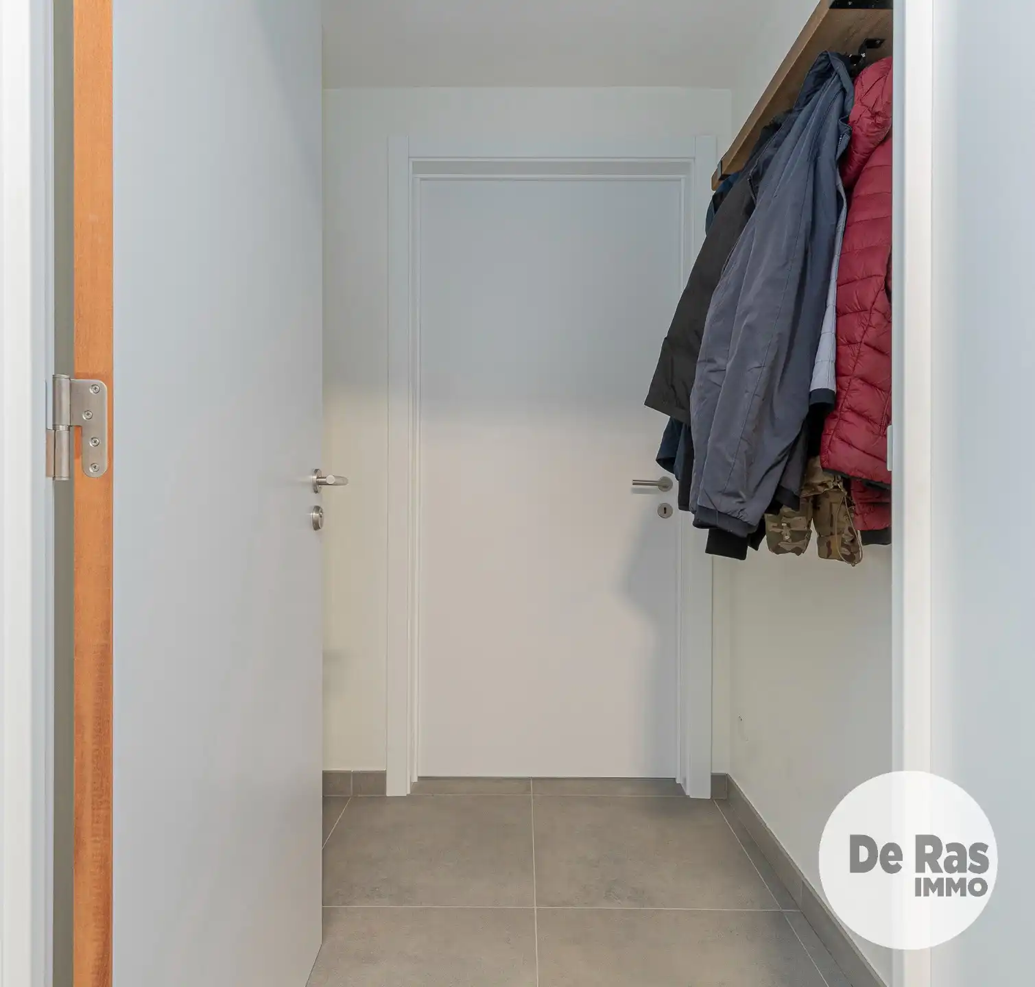 HOFSTADE - Recent, energiezuinig en instapklaar appartement foto 13