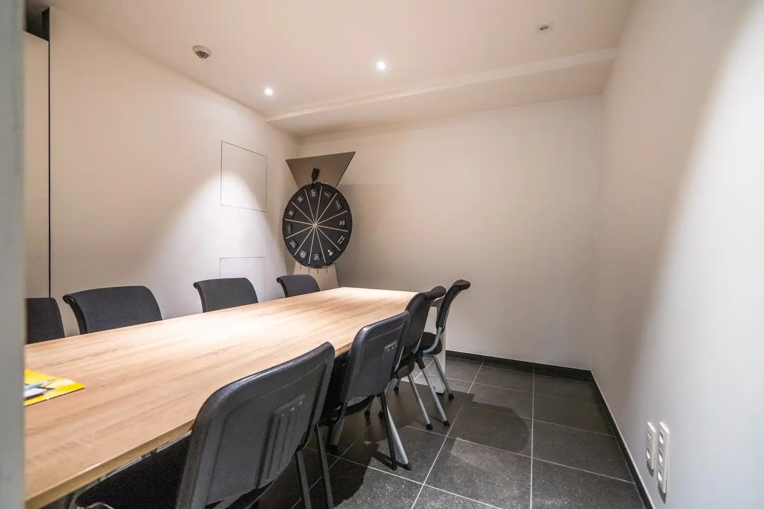 Kantoor van 158 m² op toplocatie foto 8