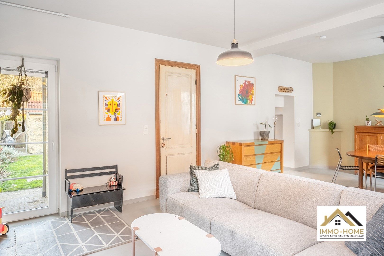 Charmevolle woning met drie slaapkamers te Gentbrugge foto 5