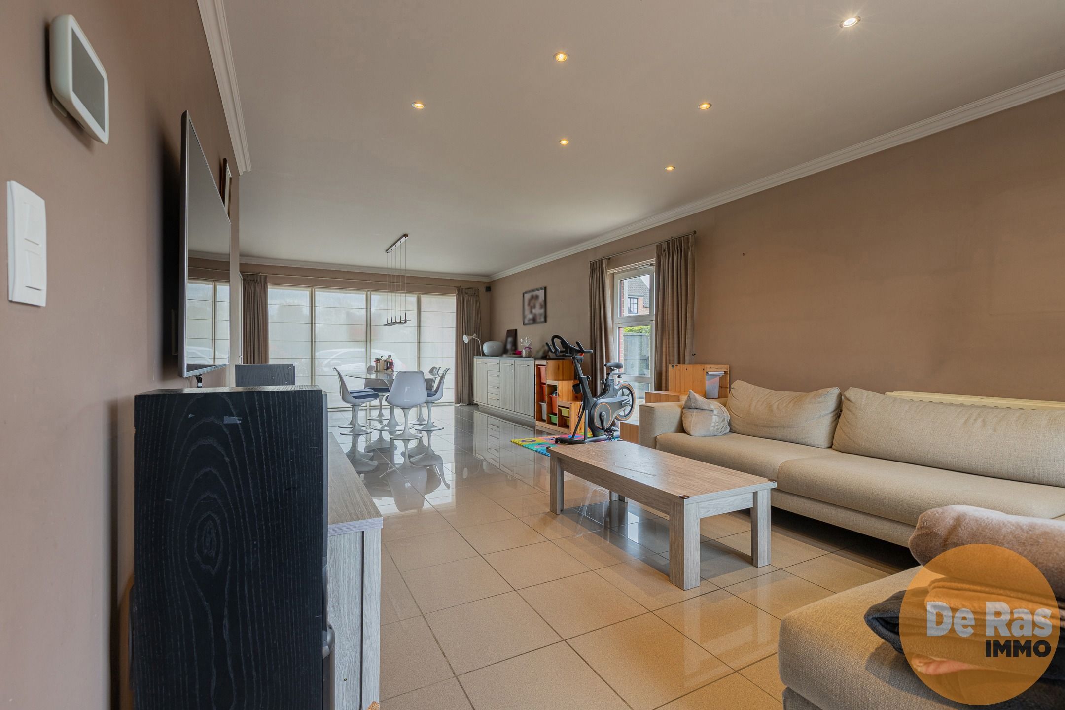 HAALTERT- INSTAPKLARE WONING MET TUIN EN 3 KAMERS foto 5