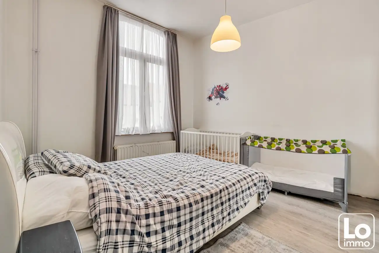 Ruime gesloten woning op een toplocatie in Sint-Amandsberg en nabij het centrum van Gent! foto 14