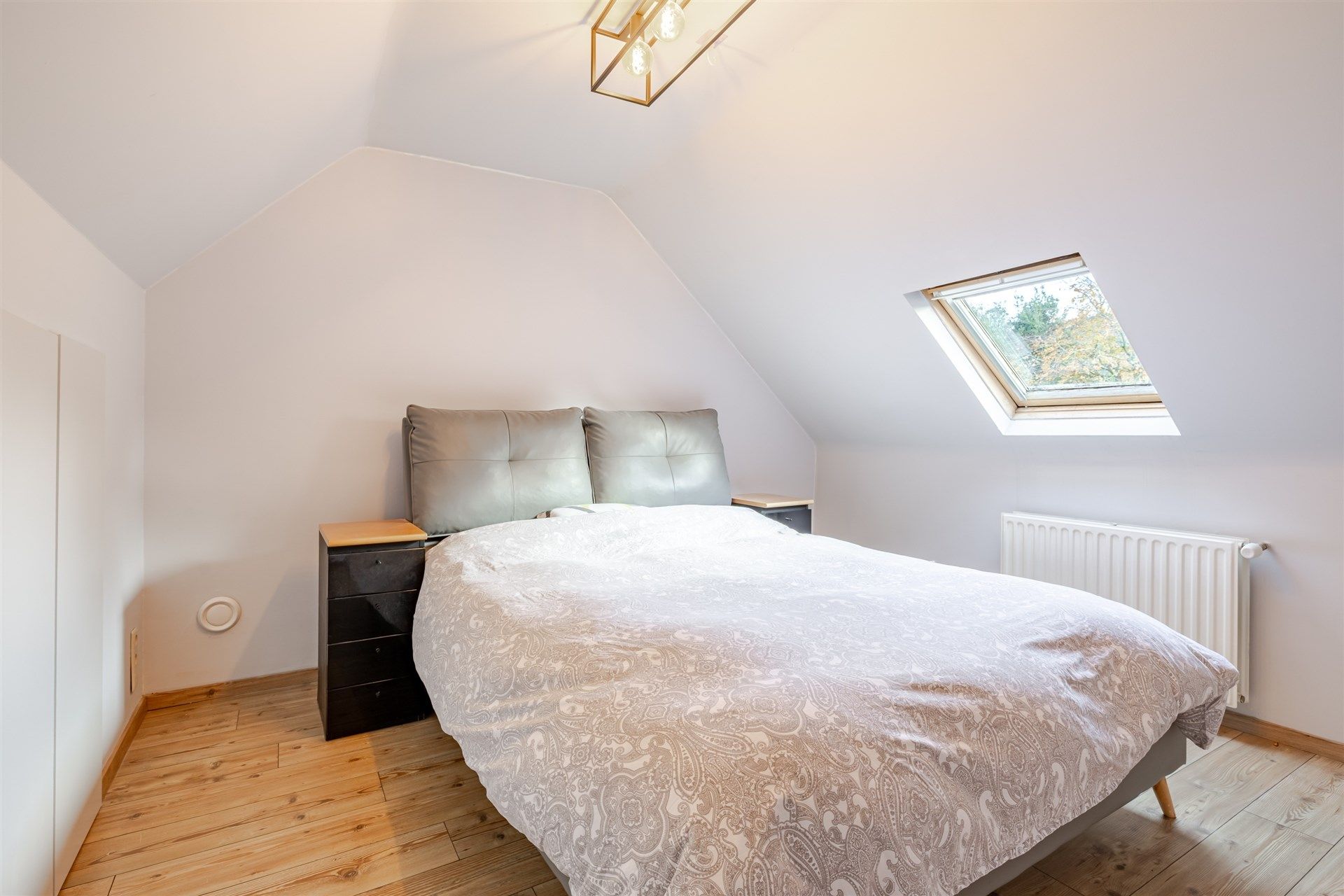 Charmante woning met 2slks en uniek verzicht foto 16