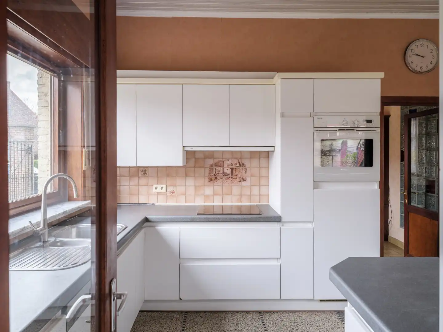 Karaktervolle burgerwoning met stadstuin op het dorpsplein van Zwijnaarde foto 27