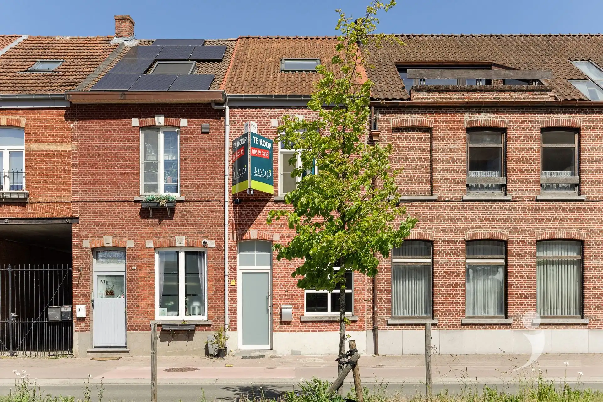 Prachtig gerenoveerde gezinswoning op een toplocatie foto 30
