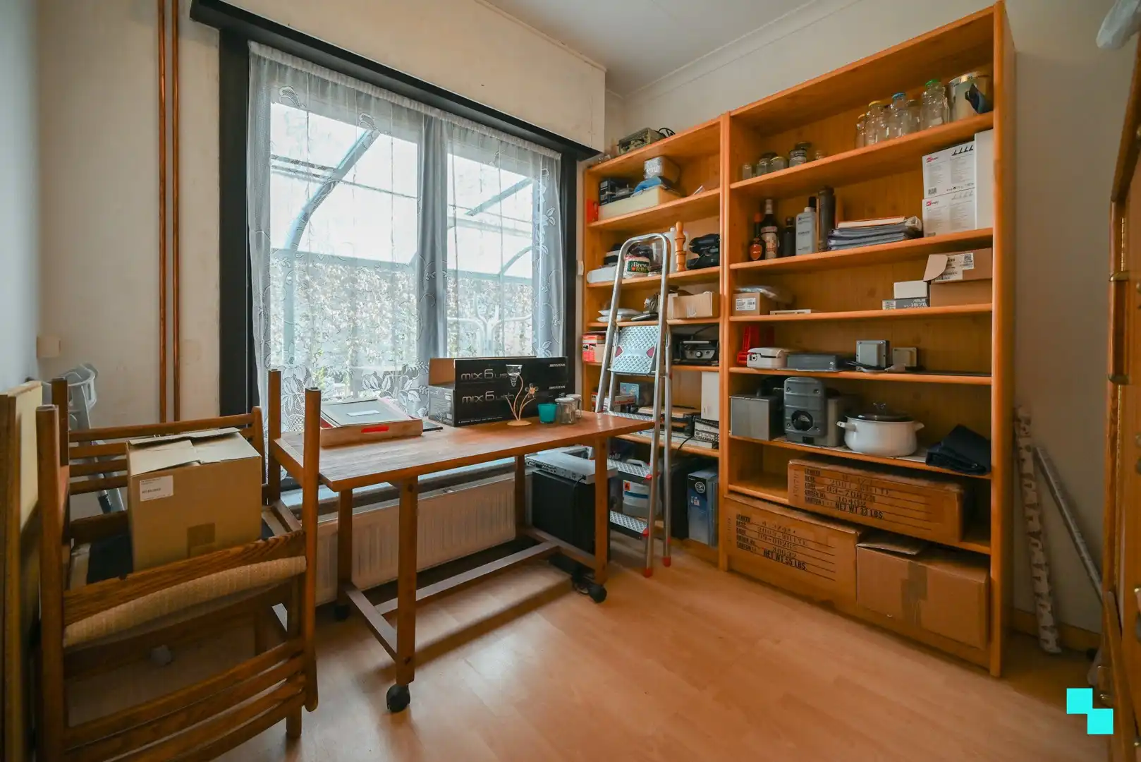 Goed onderhouden villa met garage te Izegem foto 25