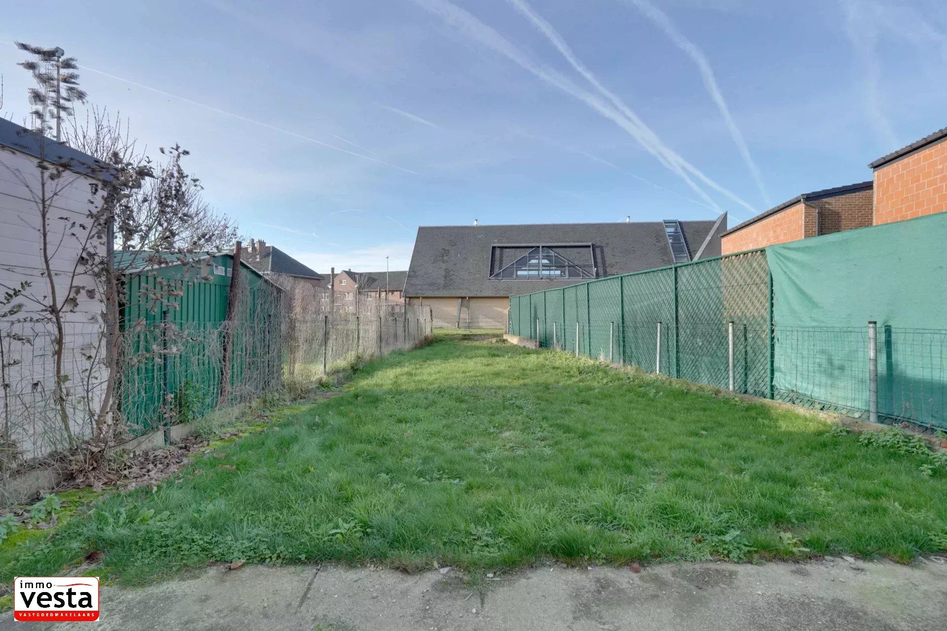 Instapklare woning aan de stadsrand van Sint-Truiden foto 13