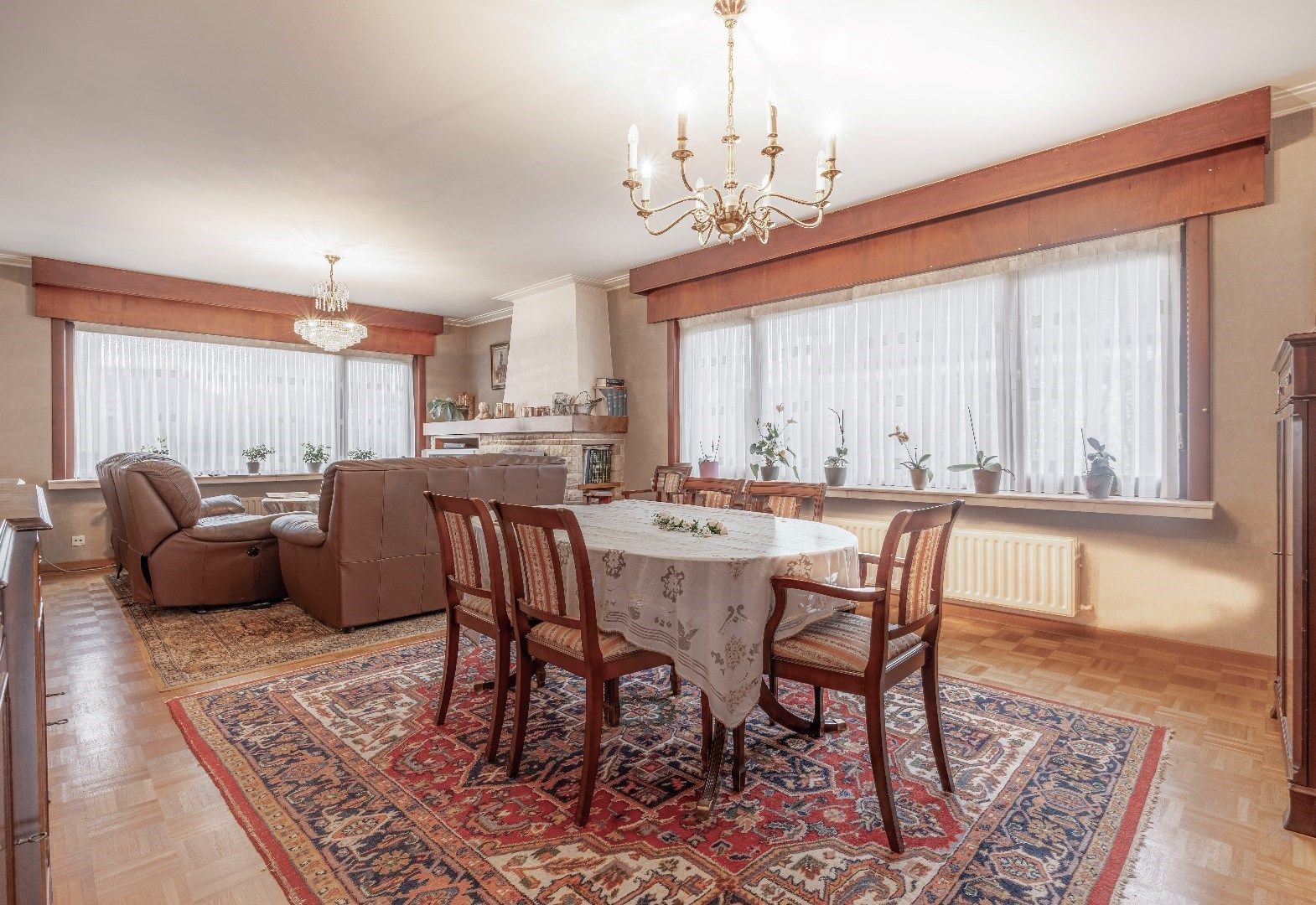 Villa met potentieel in een rustige residentiële wijk foto 3