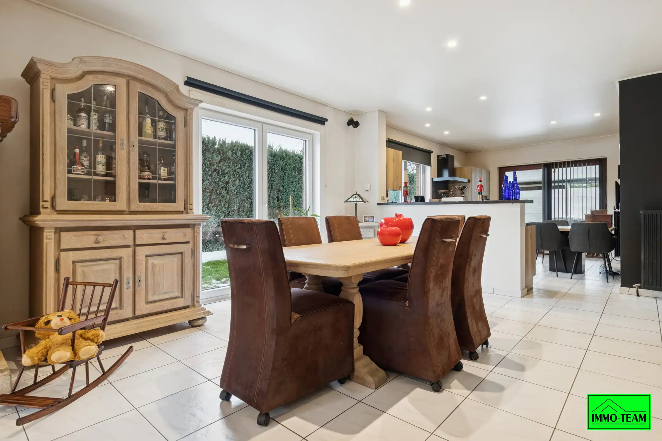 Ruime rustig gelegen woning  foto 8