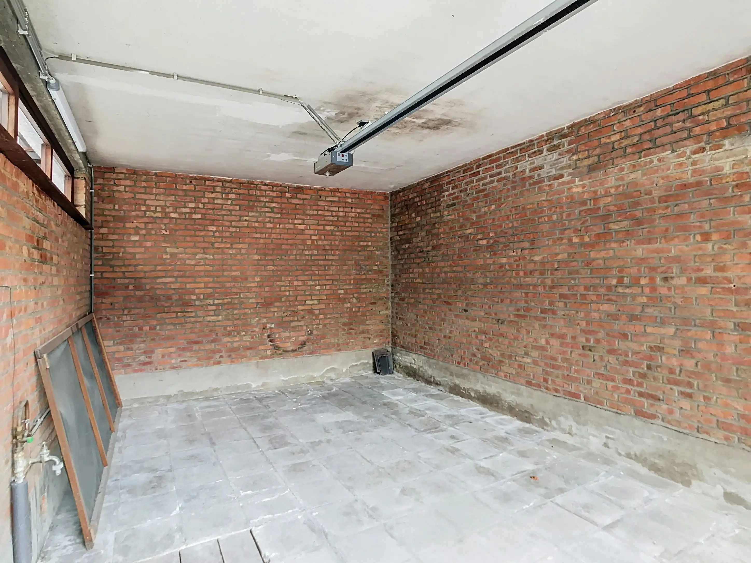 Ruime halfopen bebouwing met tuin en garage te koop in bazel foto 27