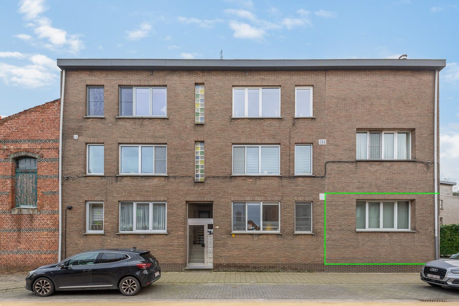 Hoofdfoto van de publicatie: Appartement met 2 slaapkamers, terras en grote privatieve kelder in Wommelgem!