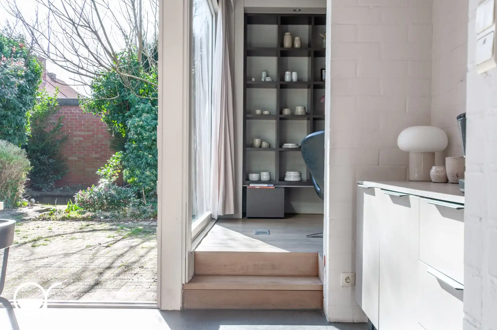 Architectenwoning met 3 slaapkamers  gelegen in een residentiële wijk in Lovendegem. foto 13