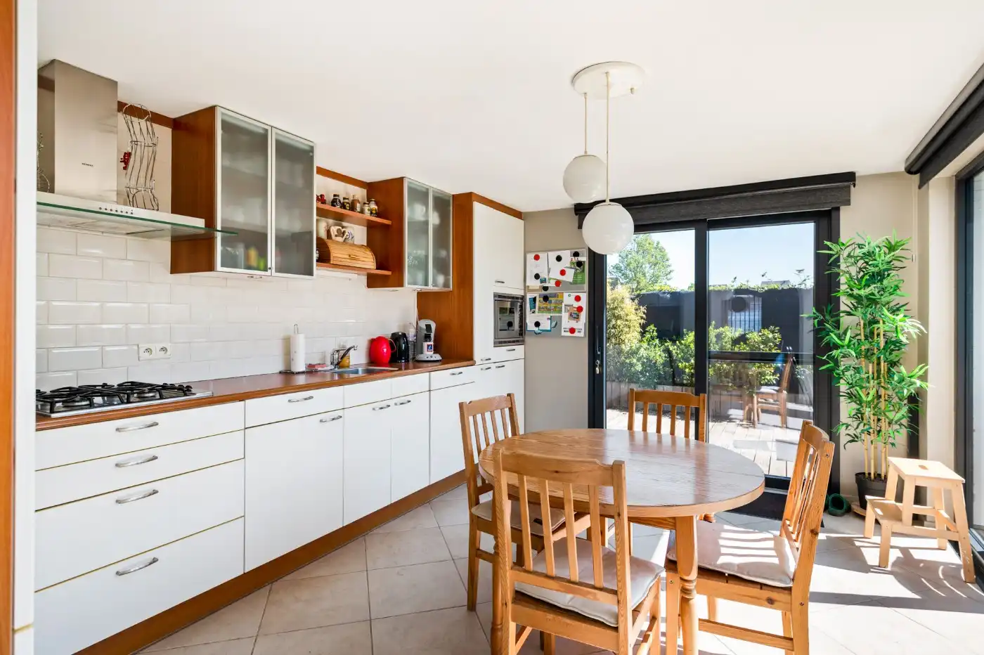 Instapklare, vrijstaande woning met 2 slpk., tuin en garage foto 6