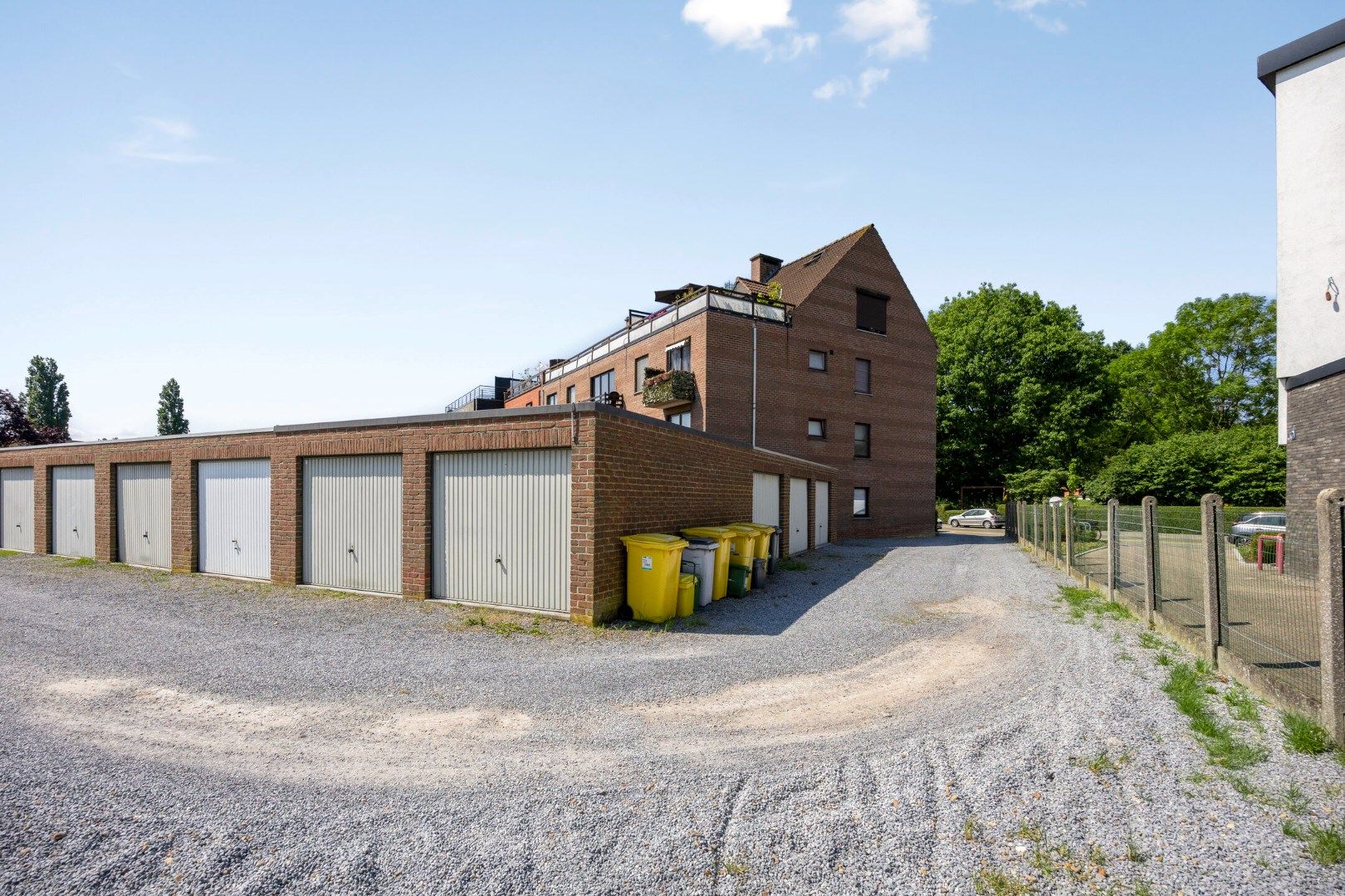 Lichtrijke studio van 28m² met garage op wandelafstand van het centrum !  foto 13