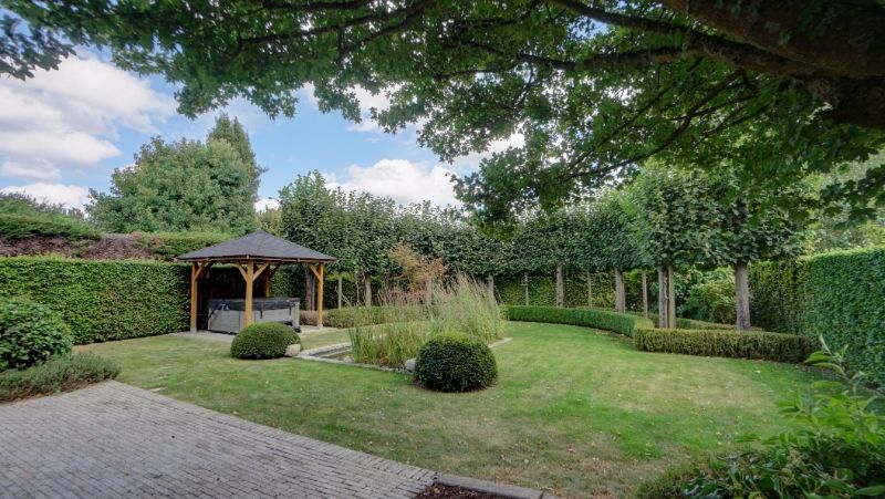 Landhuis van 172m² op 6 are 30 ca met zeer mooie tuin foto 31