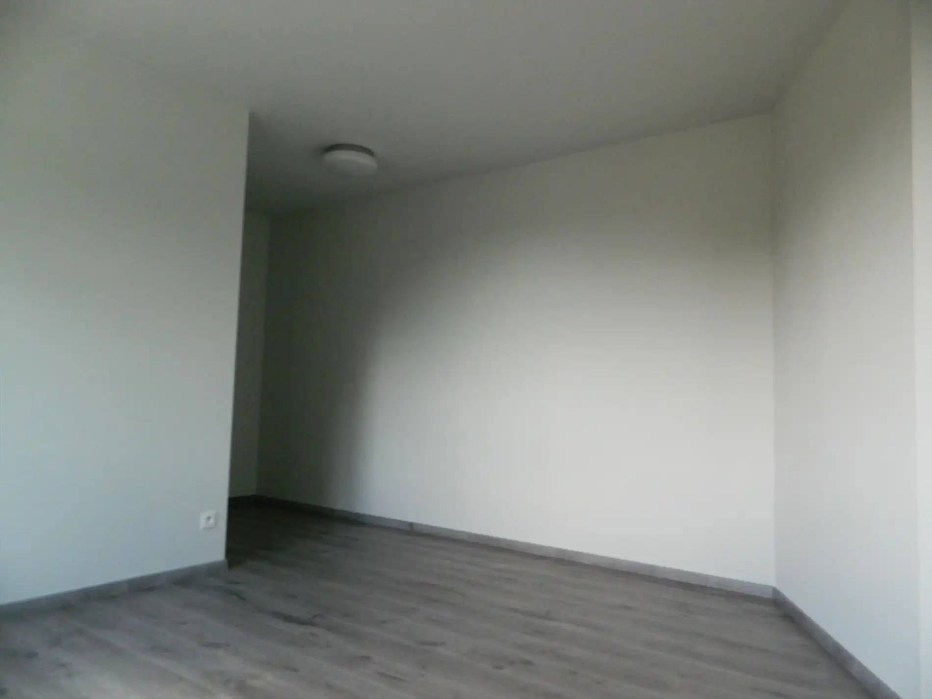 Ruim appartement met twee slaapkamers foto 7