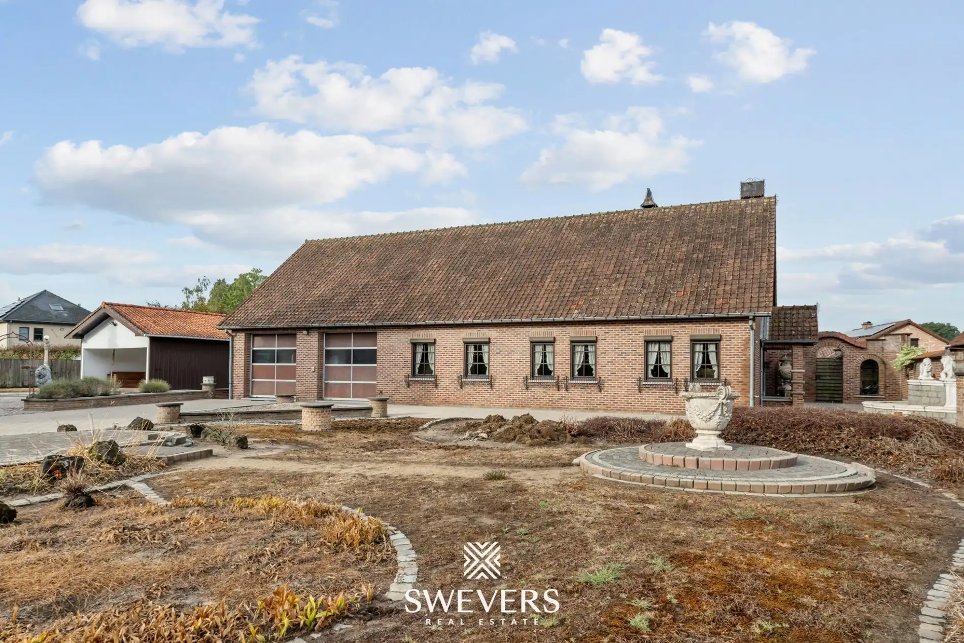 Ruime bouwgrond open-bebouwing met vrijstaande opslagruimte en garage foto 13