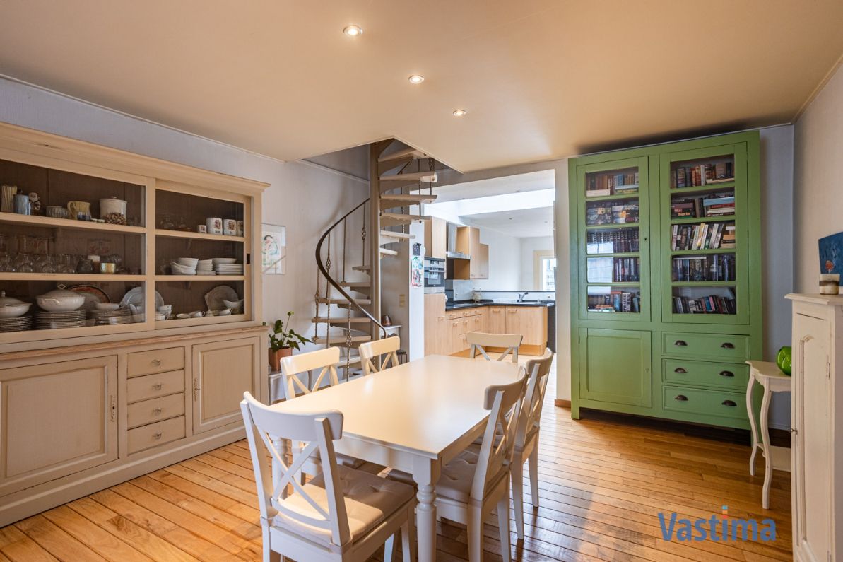 Gezellige rijwoning met 2 slaapkamers nabij OLV-ziekenhuis foto 6