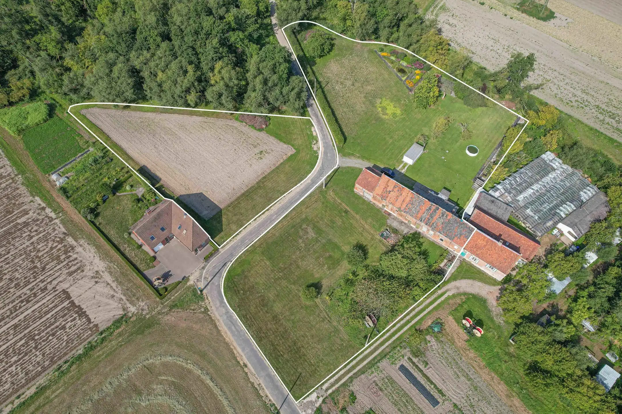 te renoveren halfopen hoeve op A-locatie!  foto 5