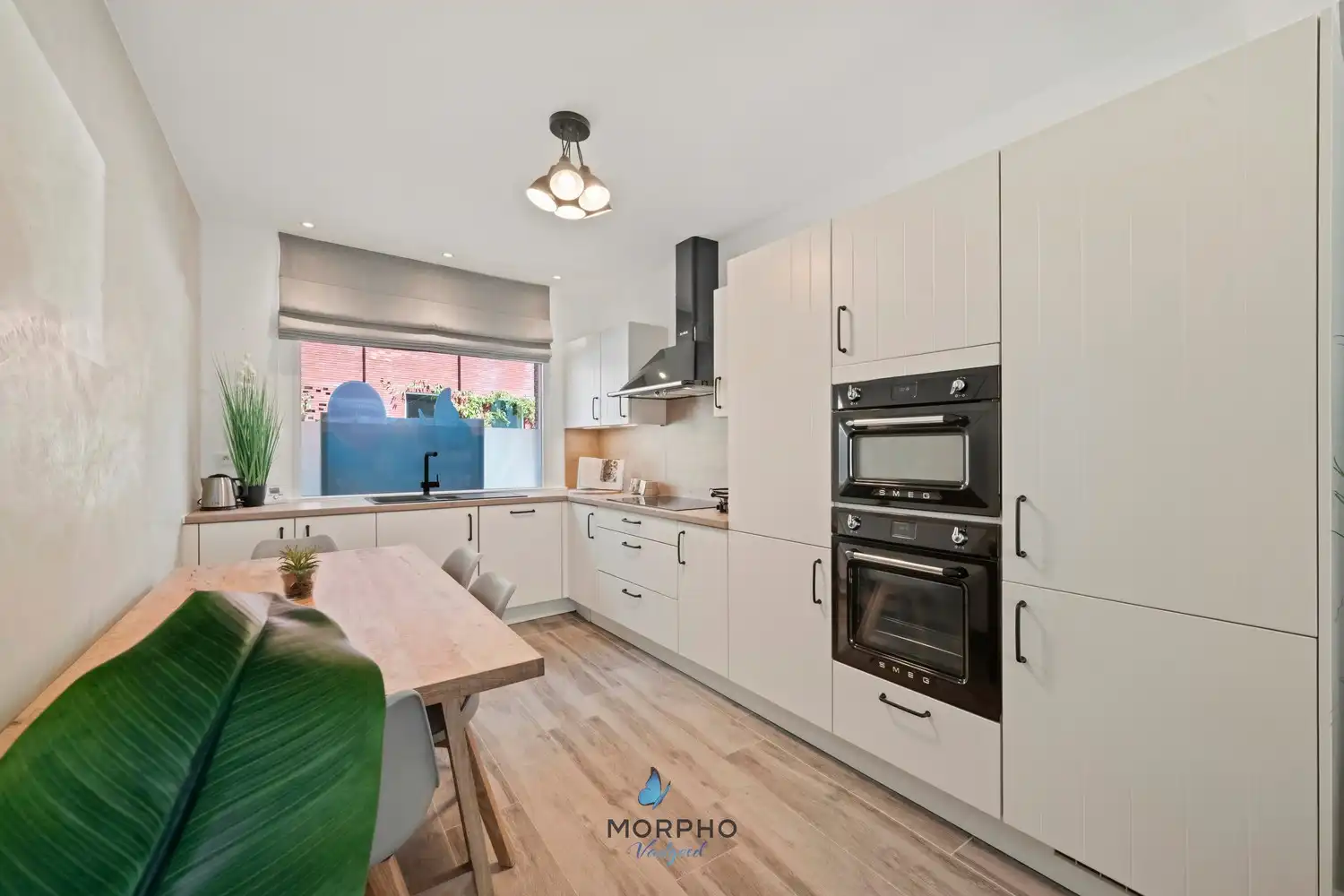 Instapklare stadswoning nabij het Minnewaterpark | 3 slpk, 2 badkamers & terras foto 7