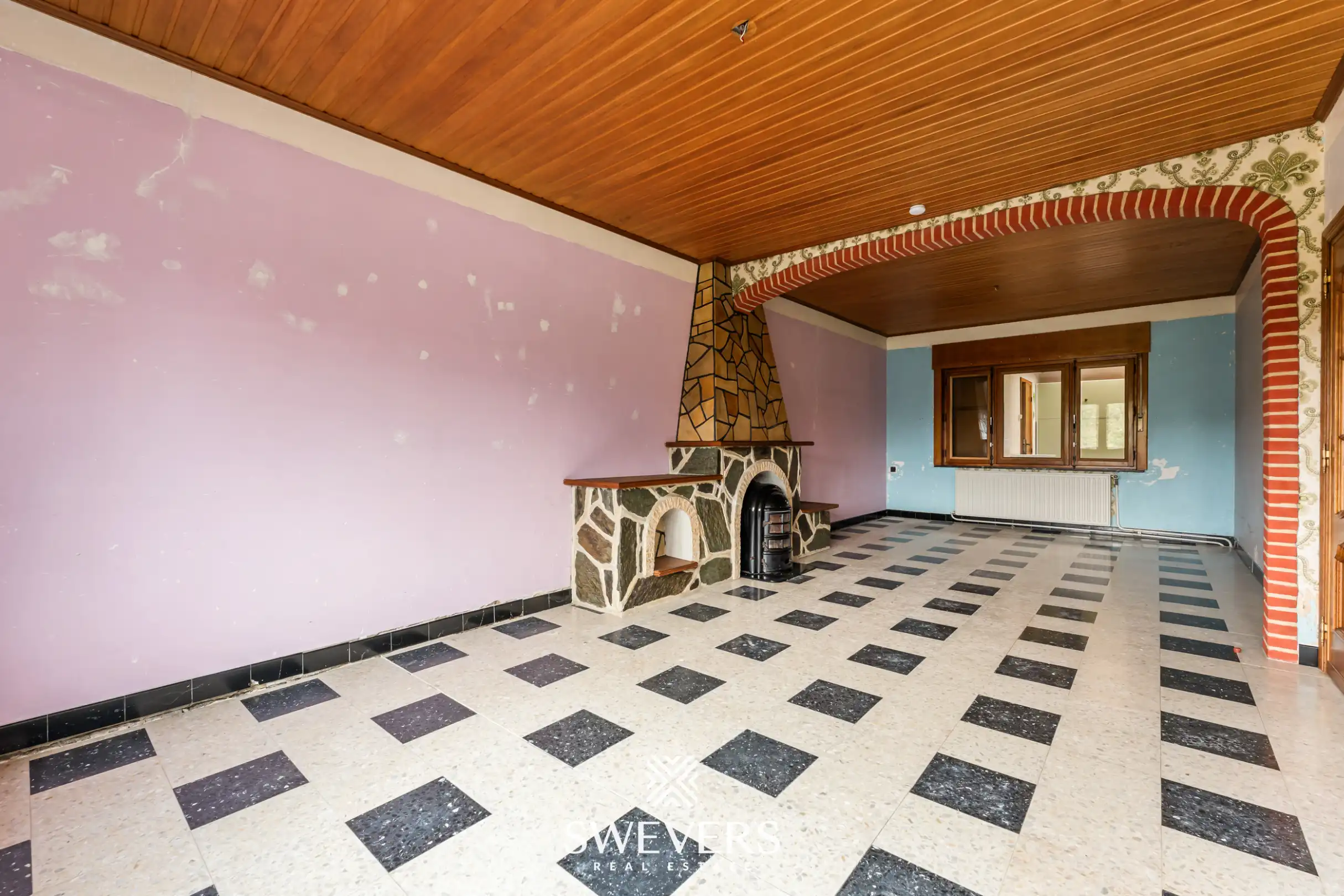 Woning met veel potentieel en ruime tuin in Borgloon foto 6