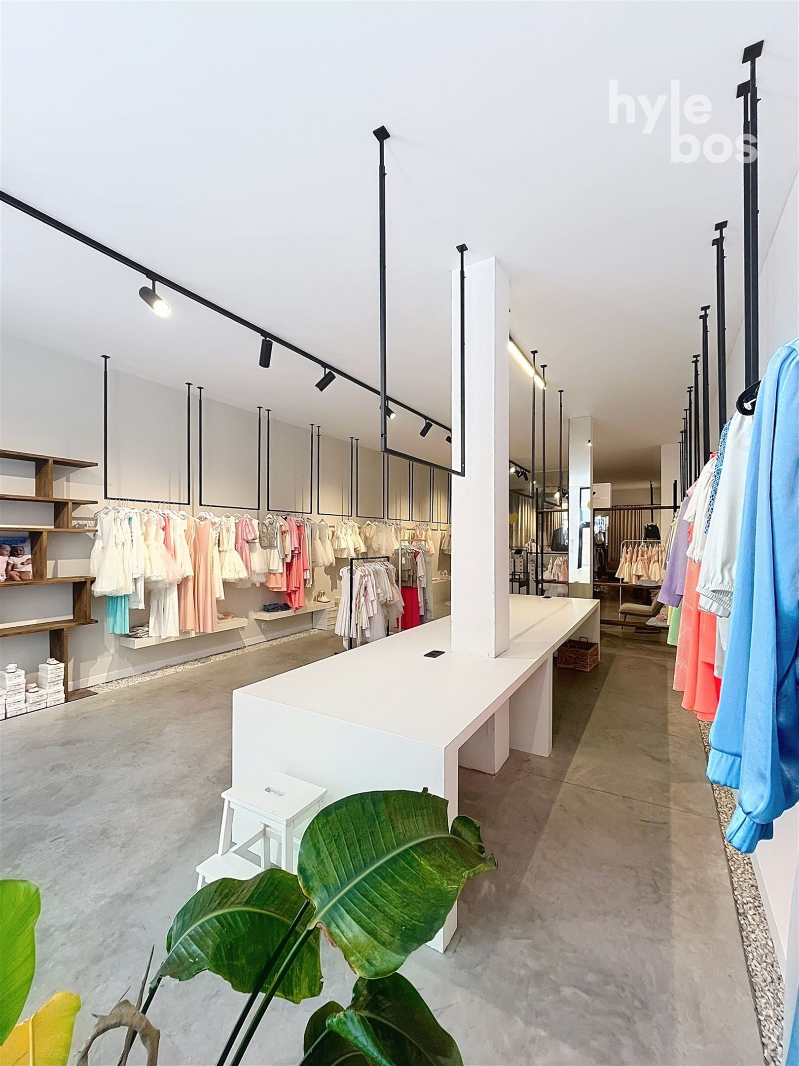 Mooie winkelruimte in de Stationsstraat te Sint-Niklaas foto 4