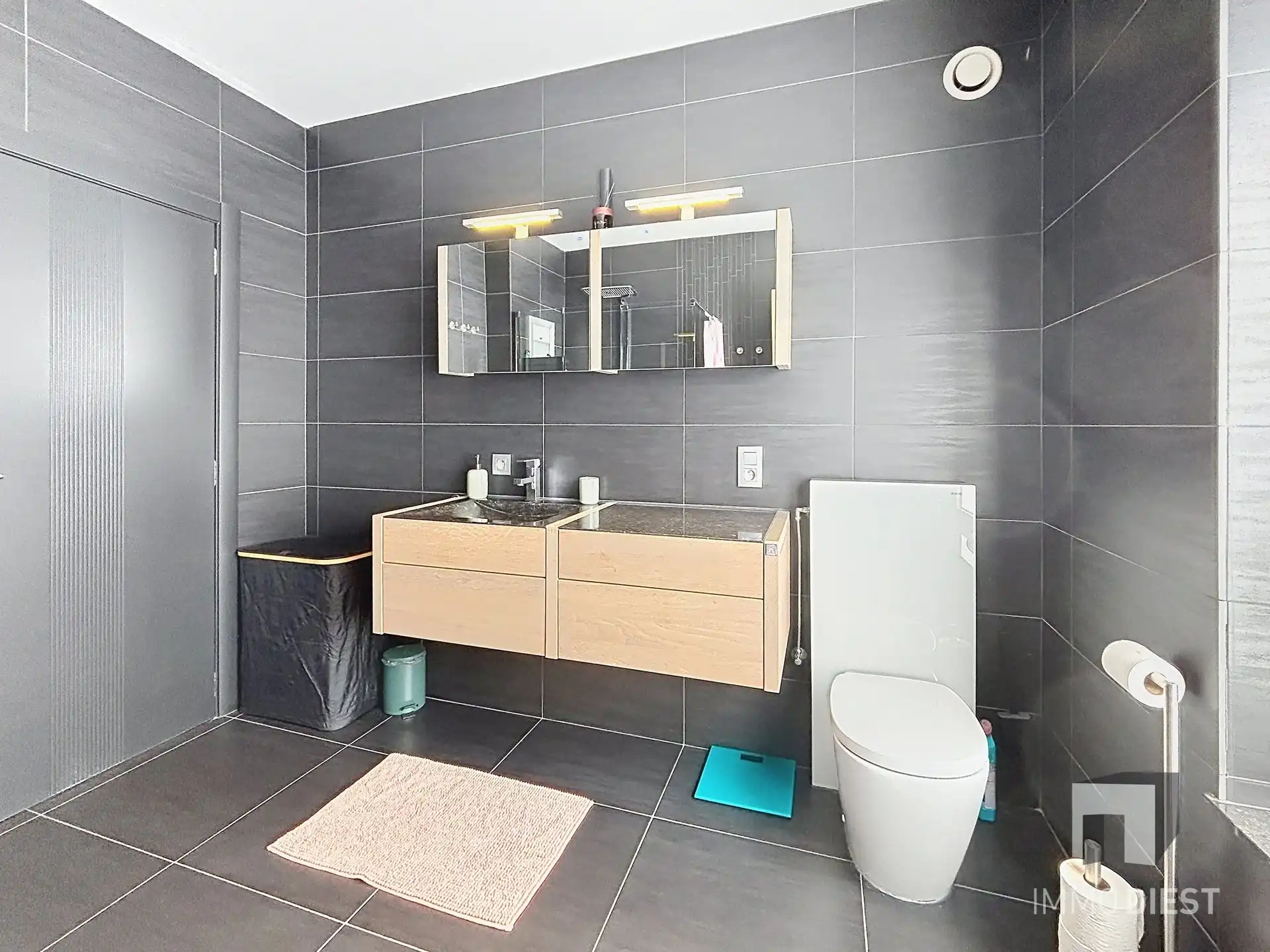 Hip wonen in alle rust: energiezuinige split-levelwoning in Zoerle-Parwijs. foto 23