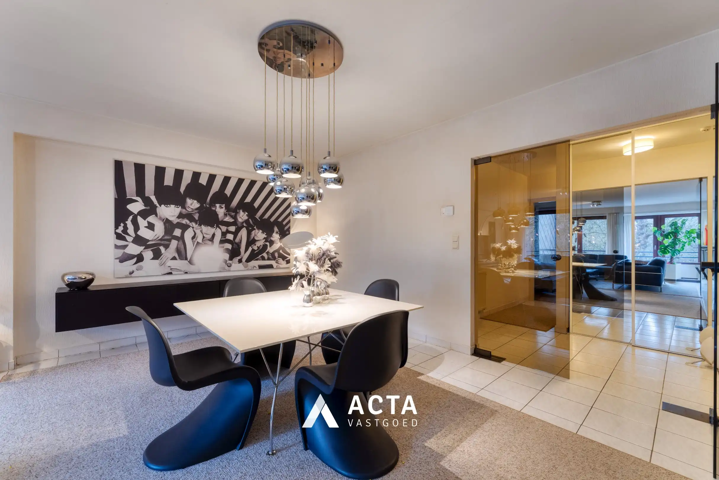 Ruim appartement aan het Leopoldpark in Oostende foto 4