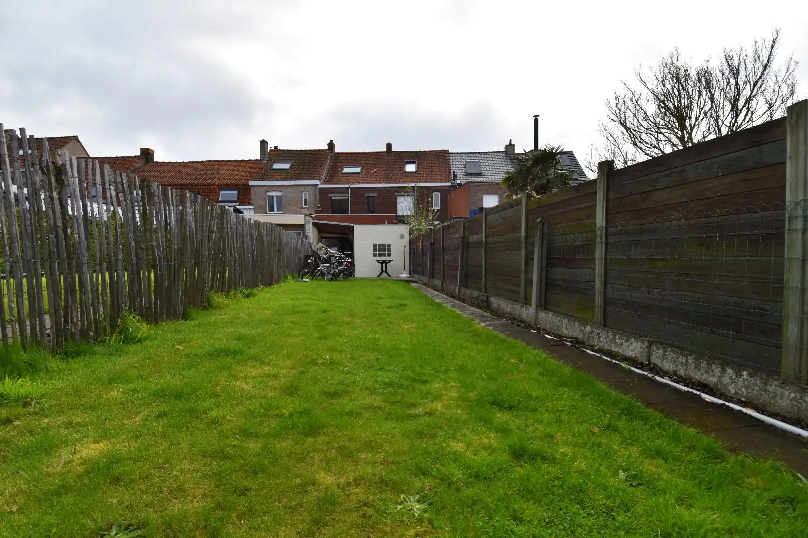 Vernieuwde rijwoning met 3 slaapkamers en een mooi stukje tuin te koop in Bellegem foto 15