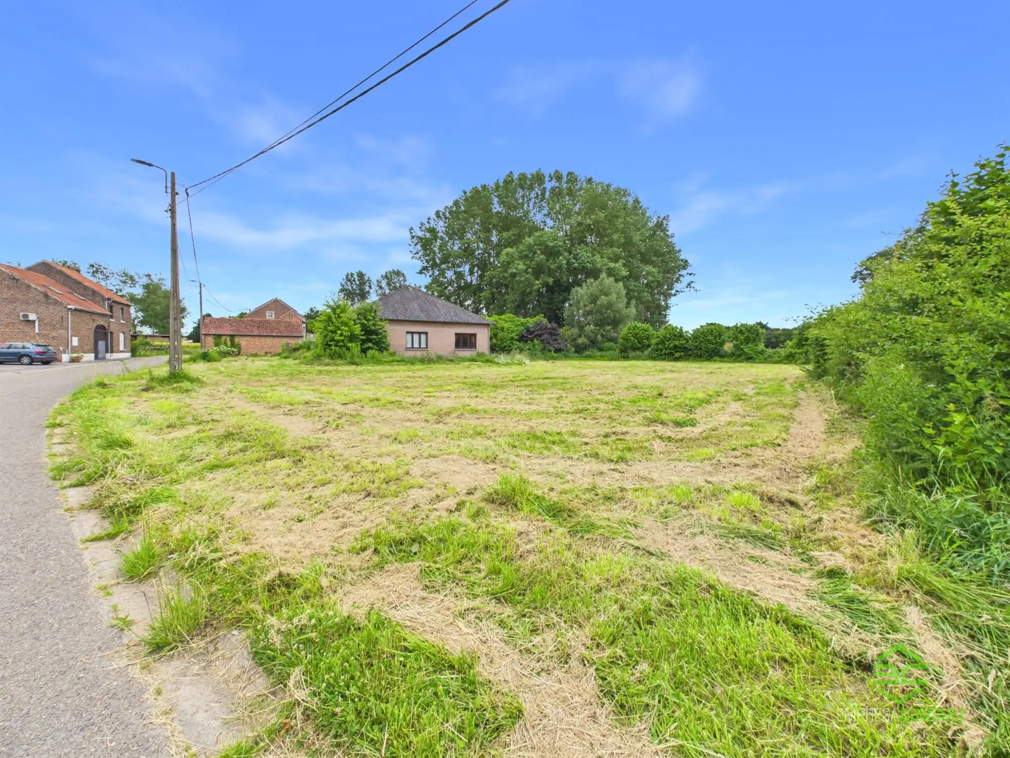 Gelijkvloerse OB op een rustig gelegen perceel van 30a! foto 3