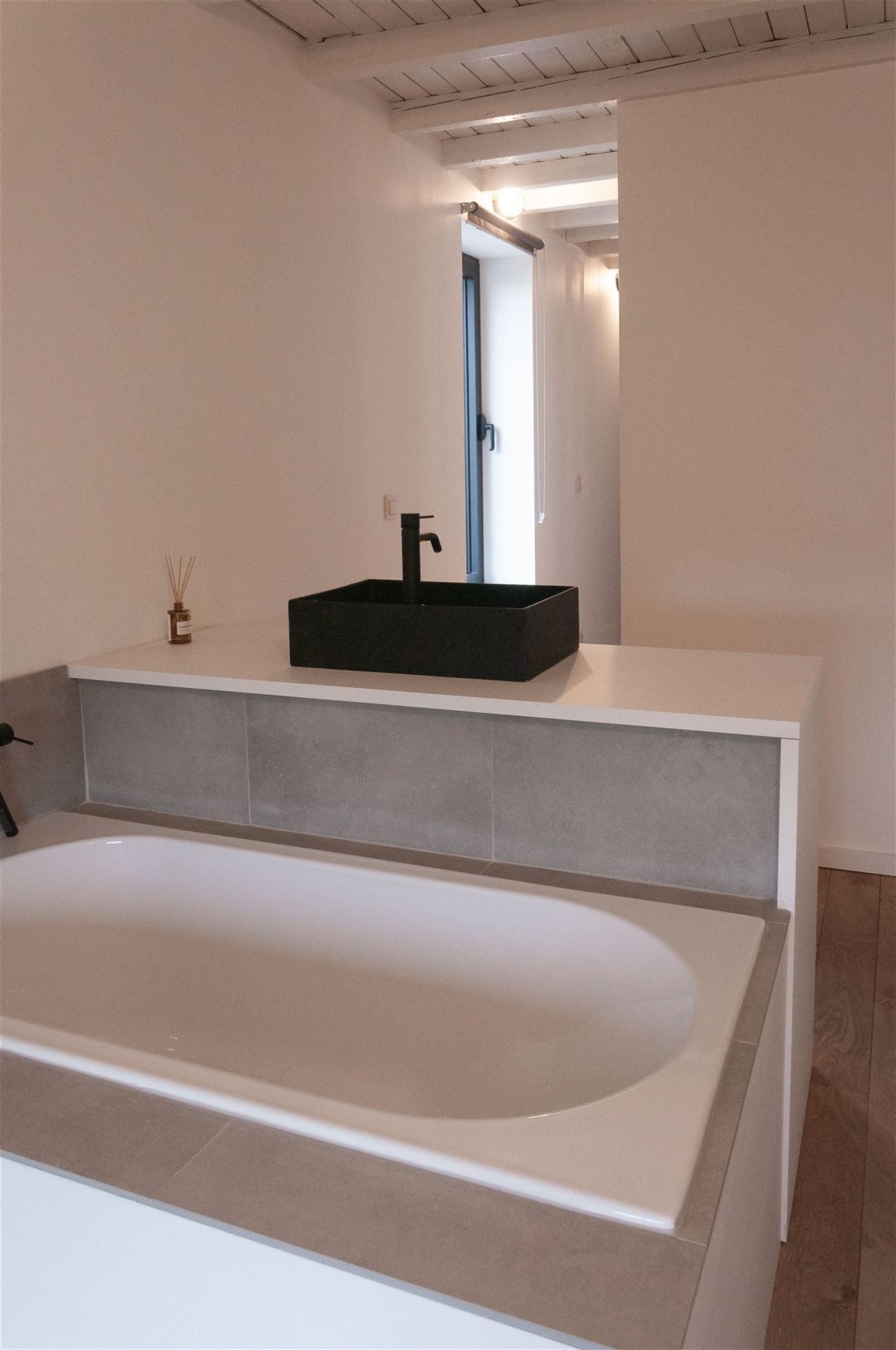 Prachtig gerenoveerde HOB foto 16