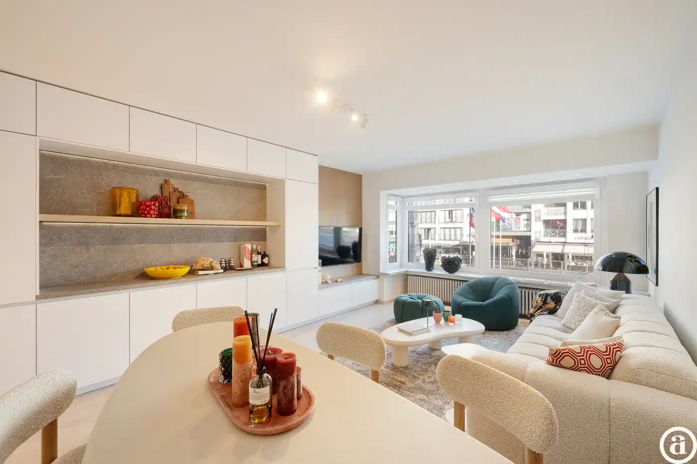 Instapklaar 3-slaapkamerappartement in het centrum van Knokke. foto 11