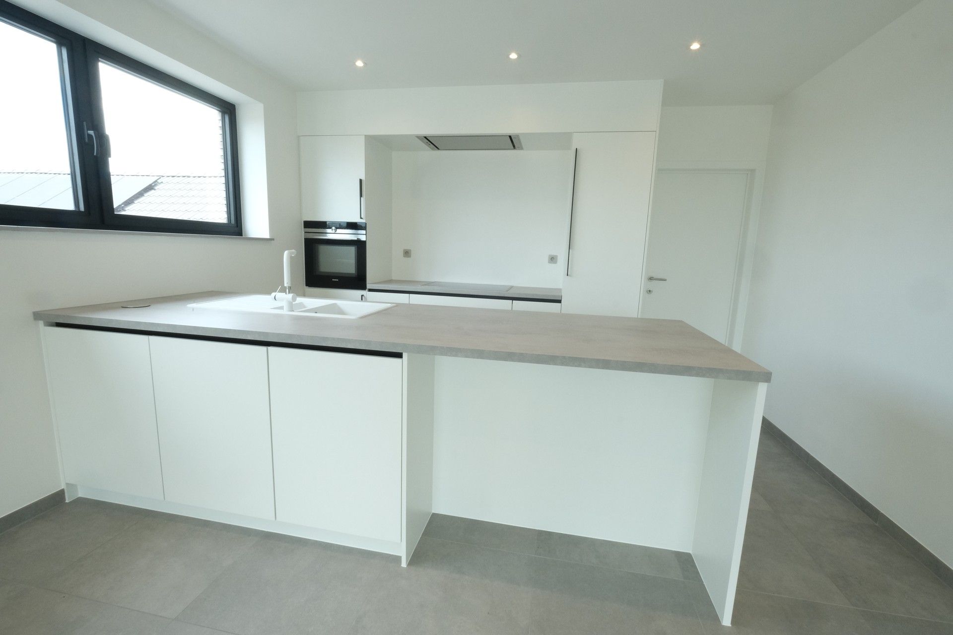 Nieuwbouw appartement op de eerste verdieping met luxueuze afwerking in Riemst. foto 9