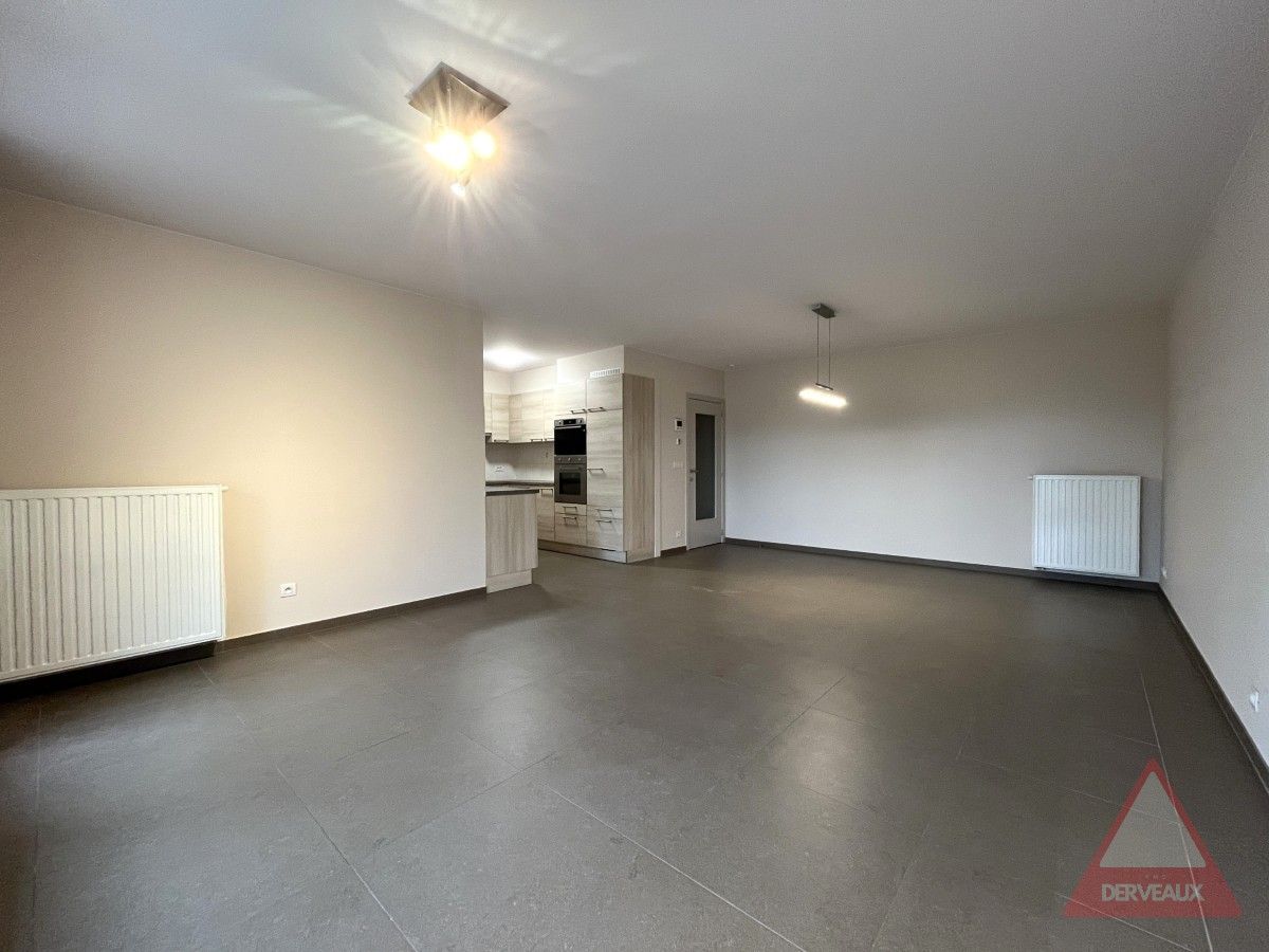 Zonnebeke – Appartement met 2 slaapkamers, garage en zicht op het kasteelpark foto 5