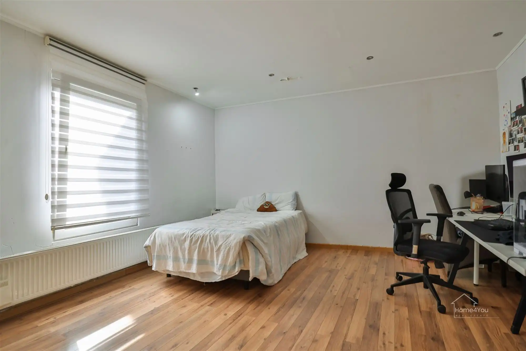 Ruime woning met meerdere slaapkamers en overdekt terras  foto 13