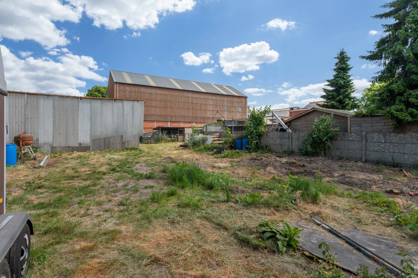 Ruime woning met 3 slpk. op prachtig perceel van 1285 m² foto 31