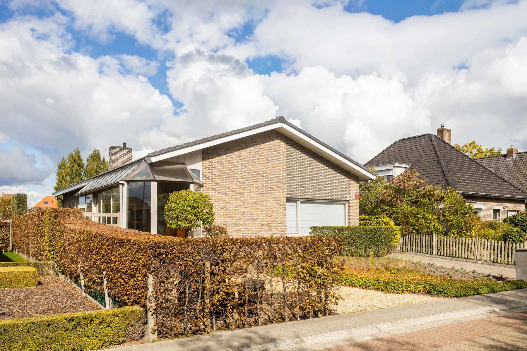 Hoofdfoto van de publicatie: Recent verbouwde bungalow dichtbij centrum 